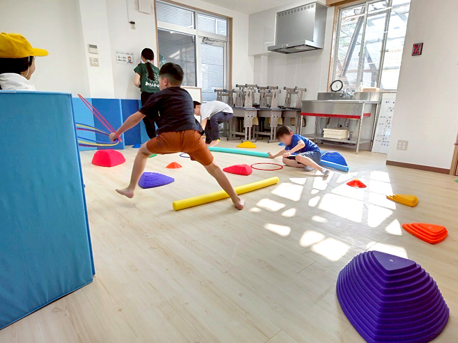 まかろんキッズ名島教室